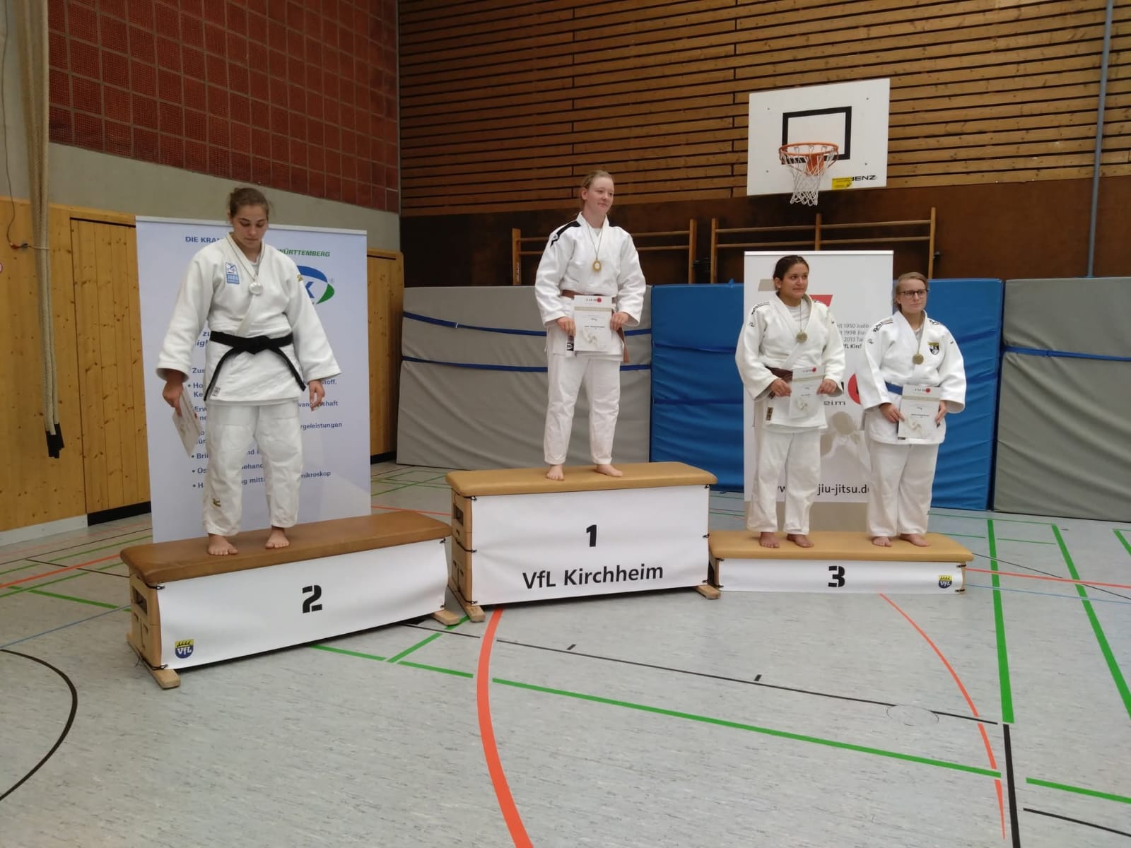 Hanna_dritter_Platz_bei_den_Süddeutschen_EM_in_Kirchheim_Teck.jpg